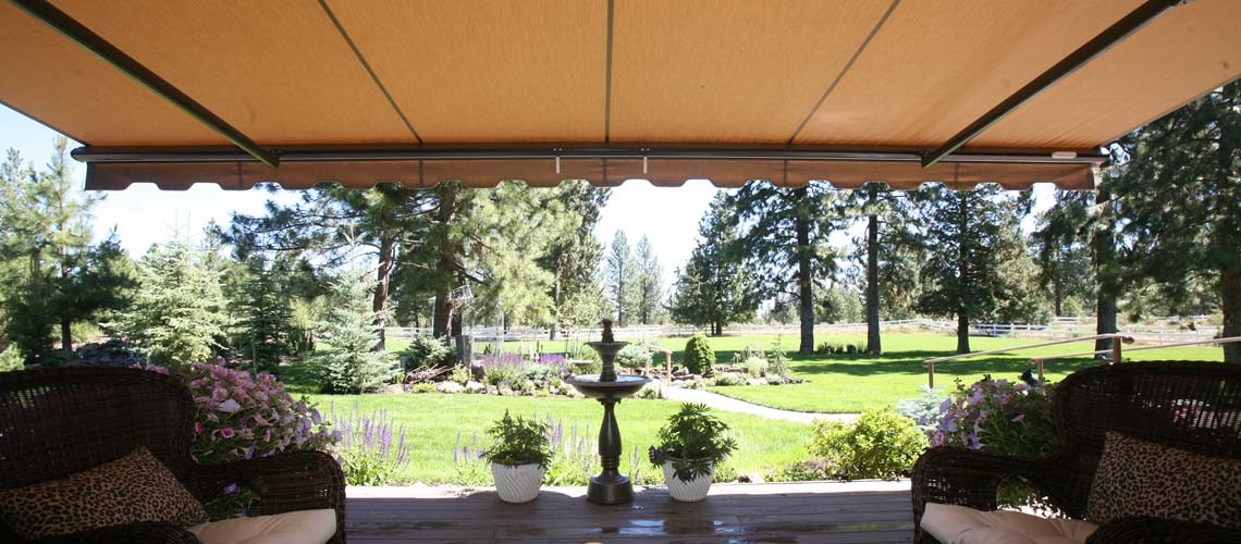 Retractable Awning - Bend Oregon